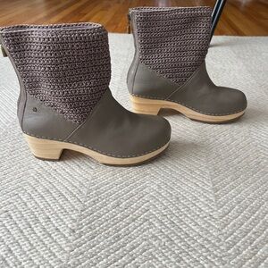 The Sak Gray/Taupe Clog Boots
